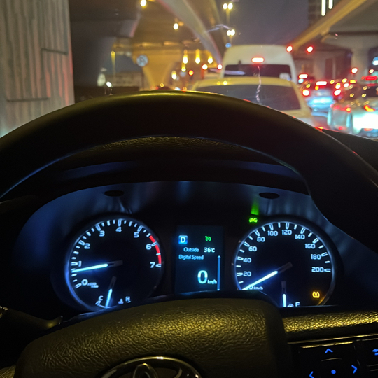 Looking friends in dubai i am new here
