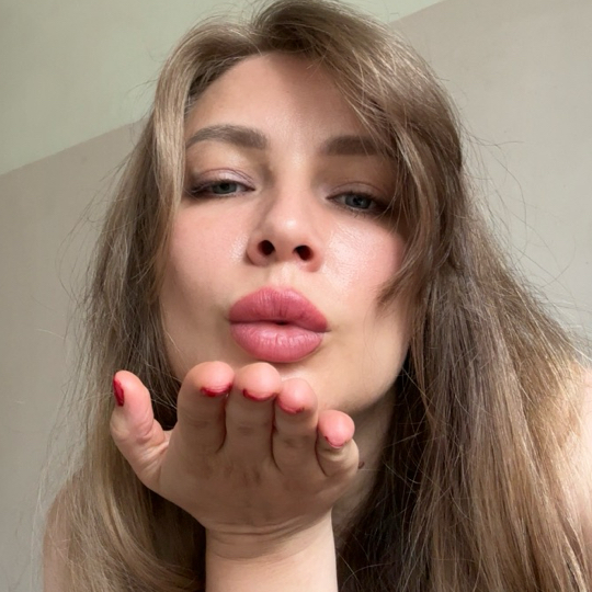 Пойти в кальяную сегодня в 00 )