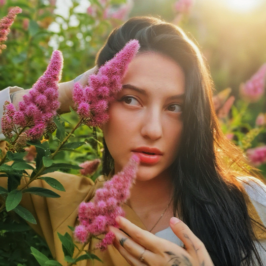 ищу подругу, чтобы Сходить на стендап для начала:)