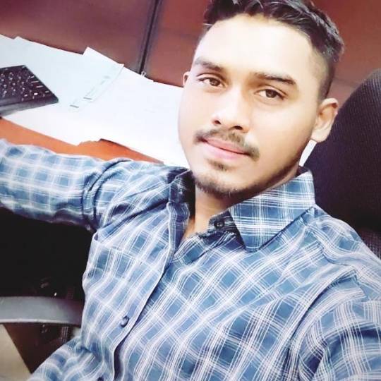 Hi....need a person to share feelings and good time.